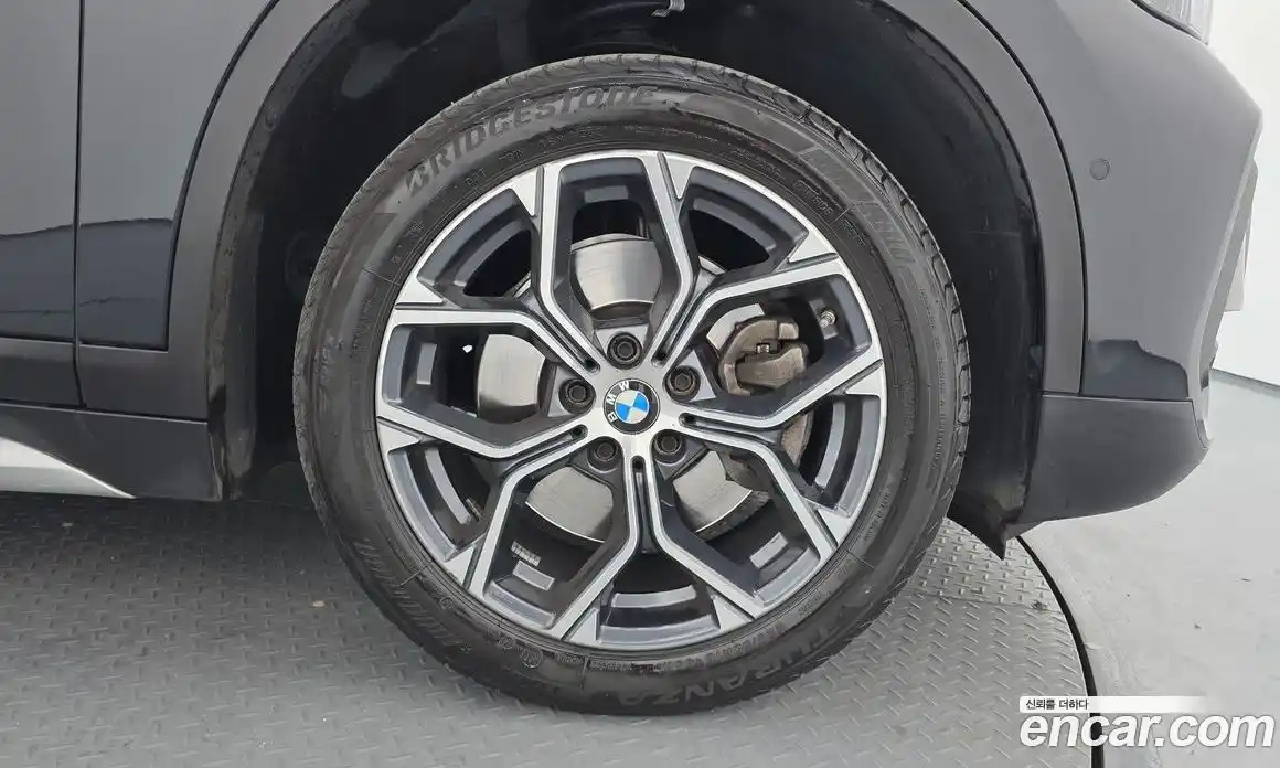 BMW X1 2022 2.0 гидро в Москве № 157248, фото 5