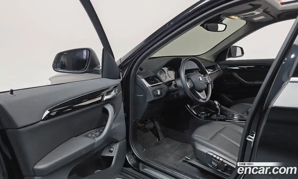 BMW X1 2022 2.0 гидро в Москве № 157248, фото 10