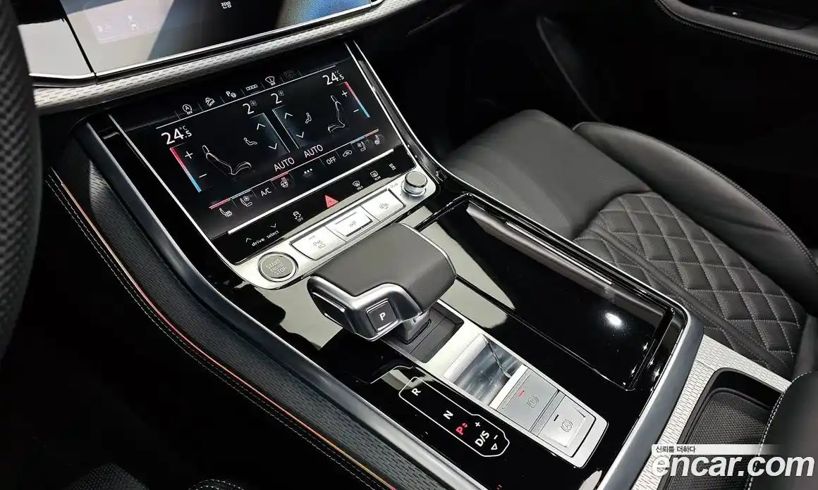 Audi Q8 2024 3.0 гидро в Москве № 162311, фото 9