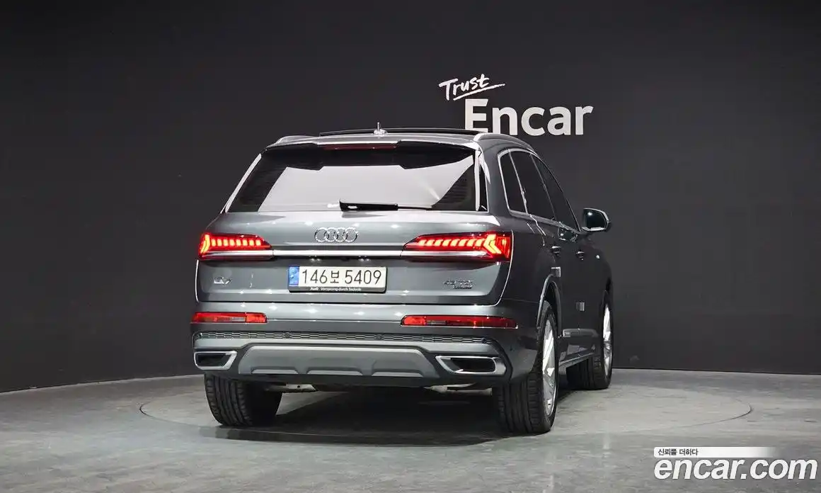 Audi Q7 2021 3.0 гидро в Москве № 162689, фото 4