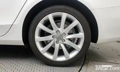 Audi A4 2013 2.0 гидро в Москве № 162762, миниатюра 5