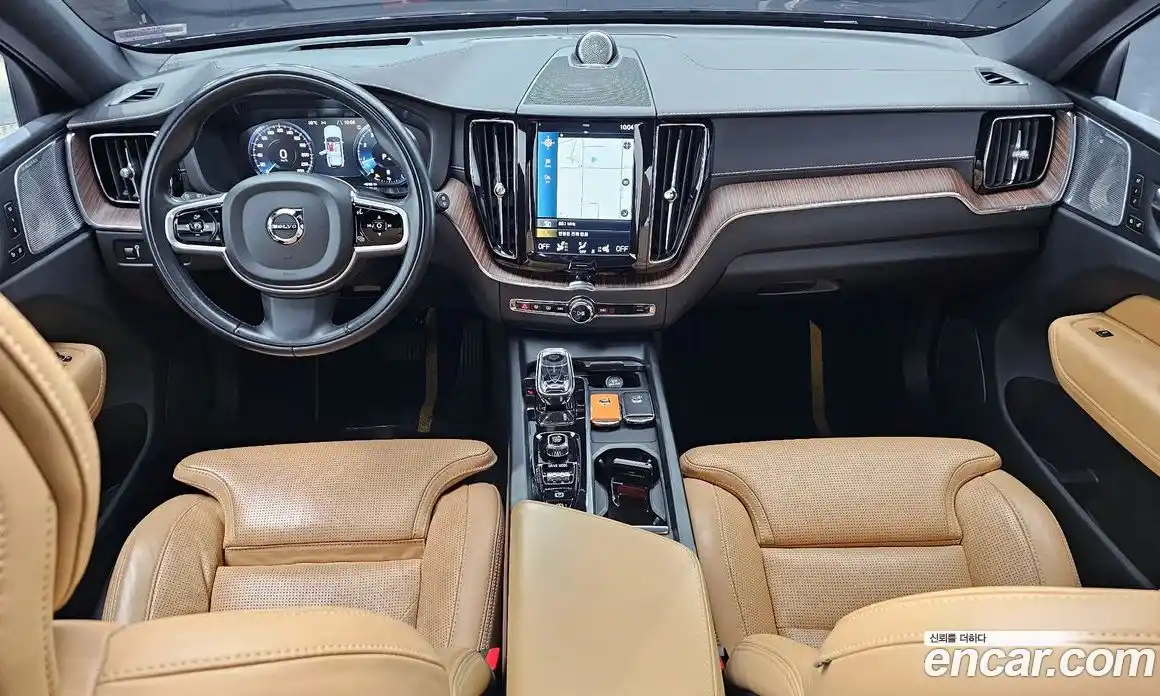 Volvo XC60 2021 2.0 гидро в Москве № 164443, фото 7