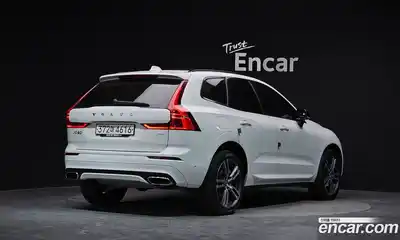 Volvo XC60 2020 2.0 гидро в Москве № 164517, миниатюра 2