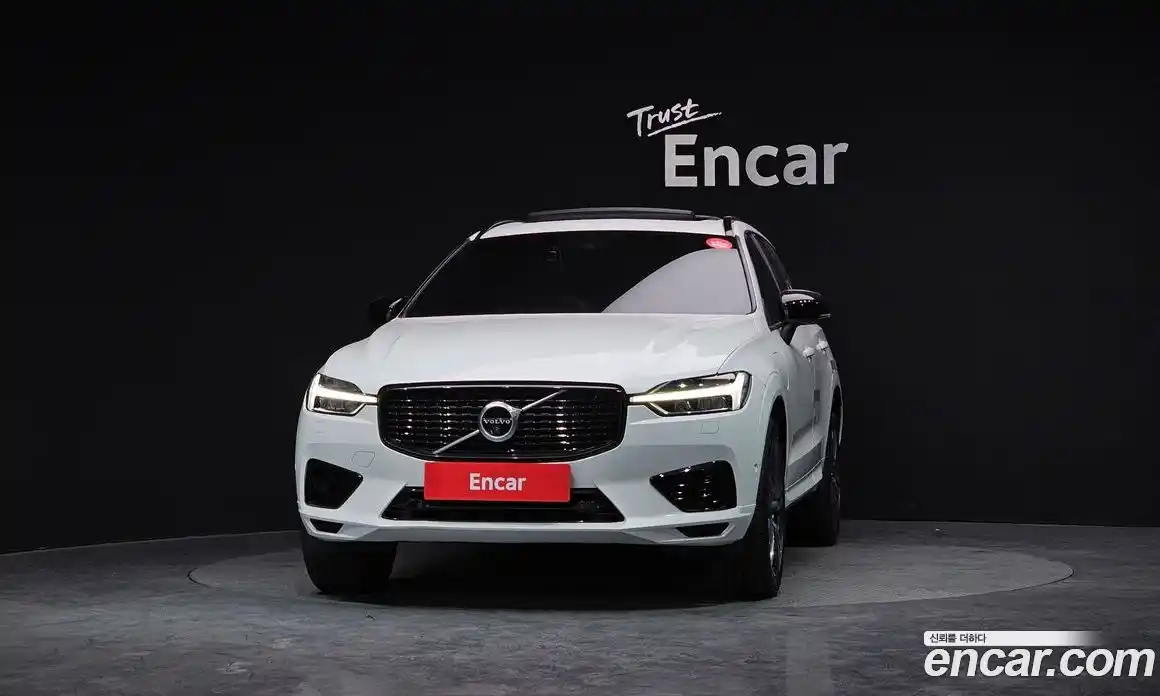 Volvo XC60 2020 2.0 гидро в Москве № 164517, фото 3