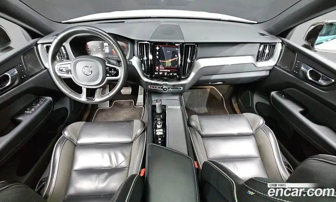 Volvo XC60 2020 2.0 гидро в Москве № 164517, фото 7