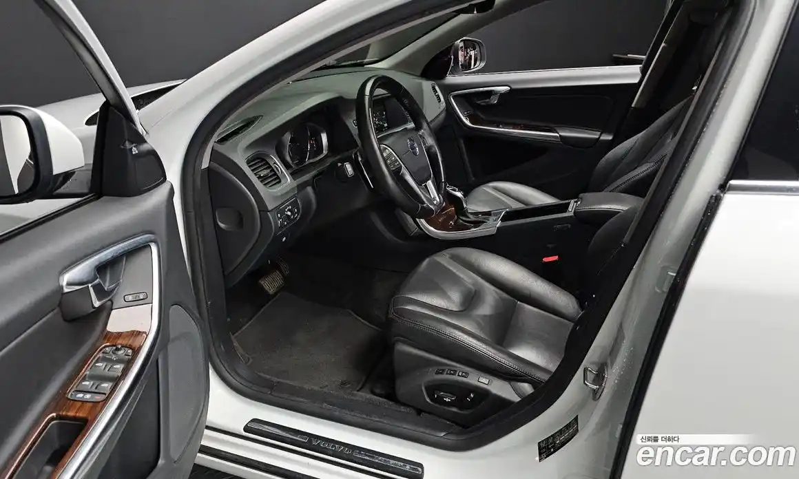 Volvo S60 2017 2.0 гидро в Москве № 164636, фото 11