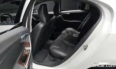 Volvo S60 2017 2.0 гидро в Москве № 164636, миниатюра 12