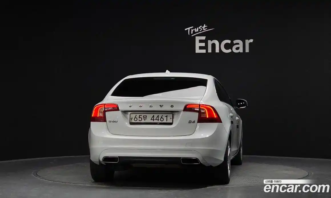 Volvo S60 2017 2.0 гидро в Москве № 164636, фото 4
