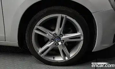 Volvo S60 2017 2.0 гидро в Москве № 164636, миниатюра 5