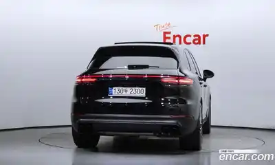 Porsche Cayenne 2023 3.0 гидро в Москве № 165042, миниатюра 4