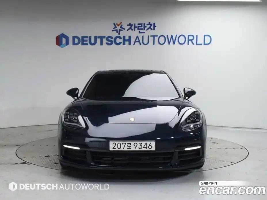Porsche Panamera 2018 3.0 гидро в Москве № 165632, фото 3