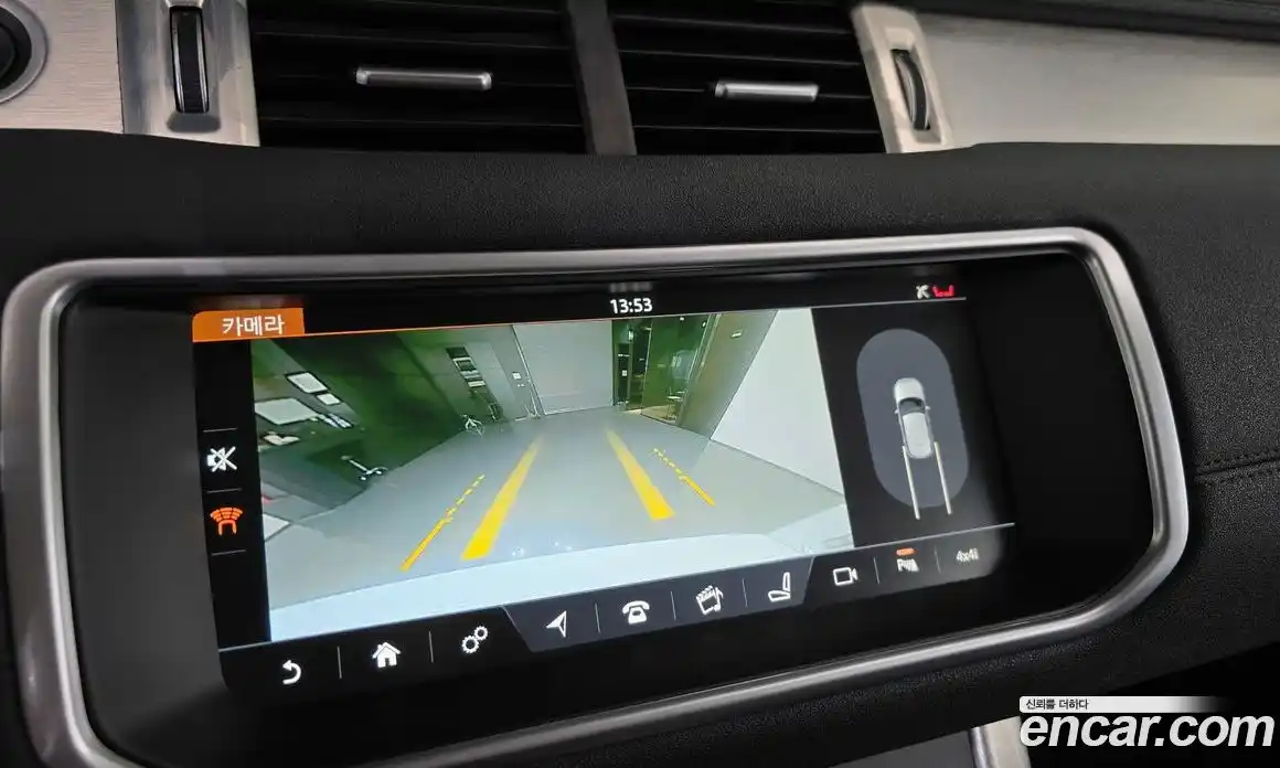 Land Rover Range-Rover Evoque 2018 2.0 гидро в Москве № 166201, фото 15