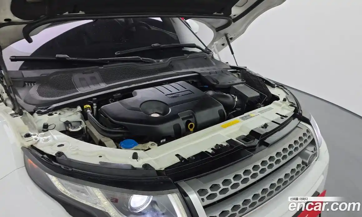 Land Rover Range-Rover Evoque 2018 2.0 гидро в Москве № 166201, фото 6