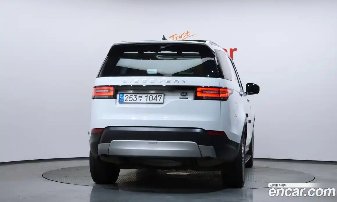 Land Rover Discovery 2018 3.0 гидро в Москве № 166233, фото 4