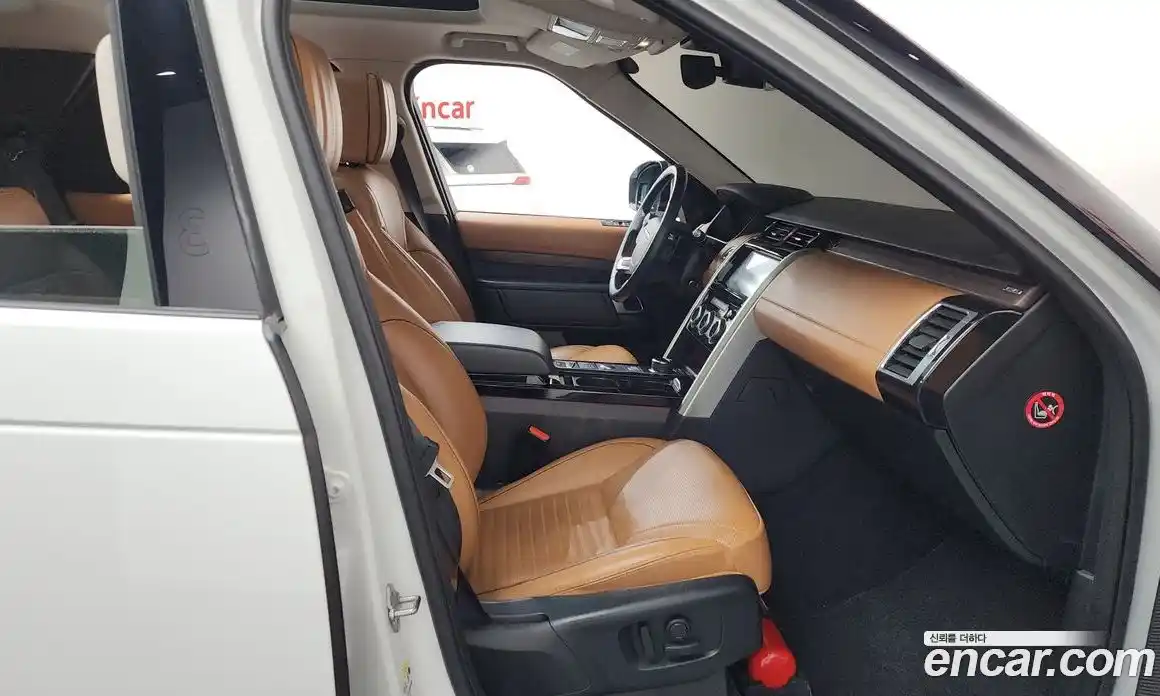 Land Rover Discovery 2018 3.0 гидро в Москве № 166233, фото 10