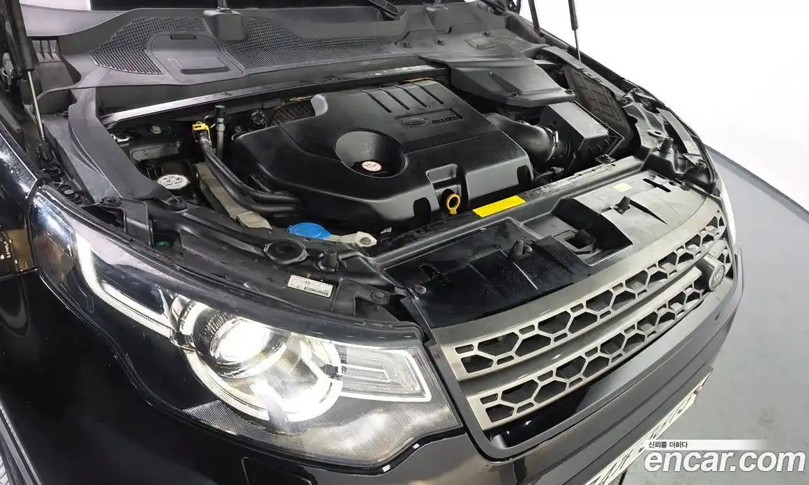 Land Rover Discovery Sport 2019 2.0 гидро в Москве № 166615, фото 6