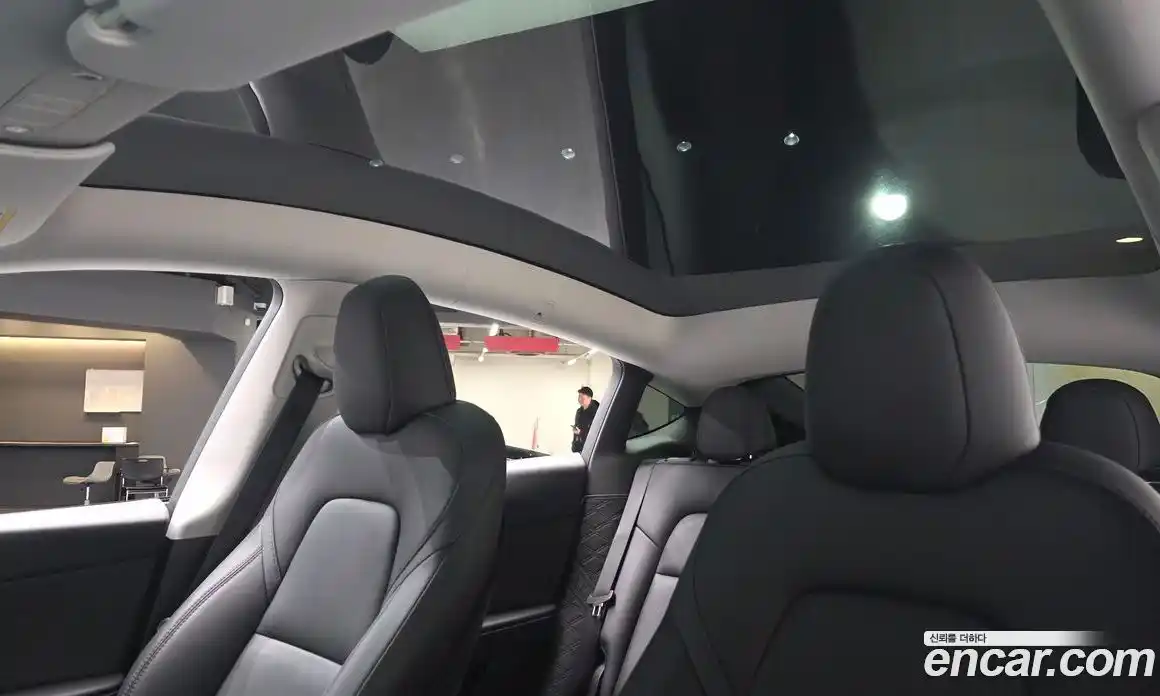 Tesla Model Y 2023 0.2 гидро в Москве № 167654, фото 17