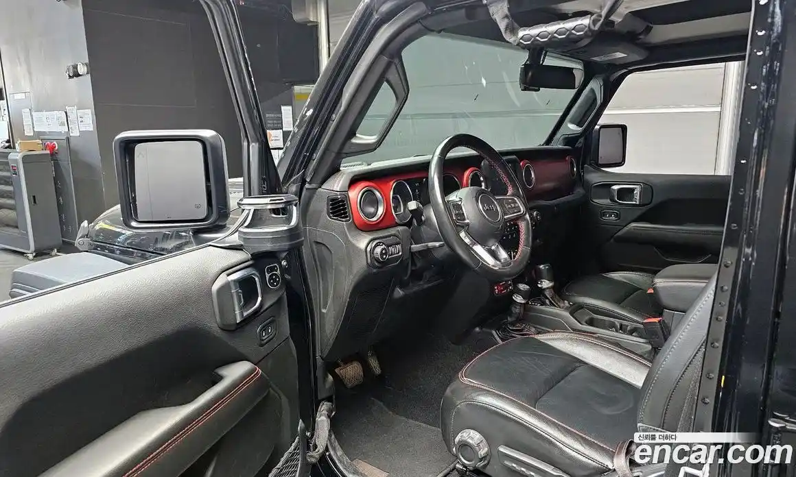 Jeep Wrangler 2023 2.0 гидро в Москве № 169540, фото 10