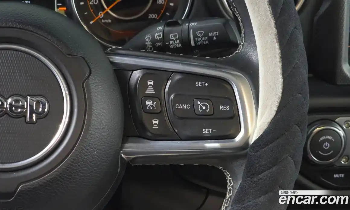 Jeep Wrangler 2019 2.0 гидро в Москве № 169610, фото 14