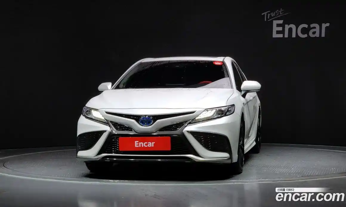 Toyota Camry 2024 2.5 гидро в Москве № 170141, фото 3