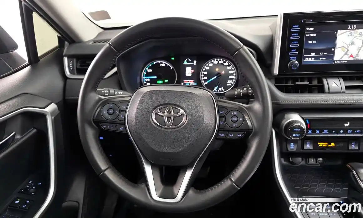 Toyota RAV4 2022 2.5 гидро в Москве № 170279, фото 13