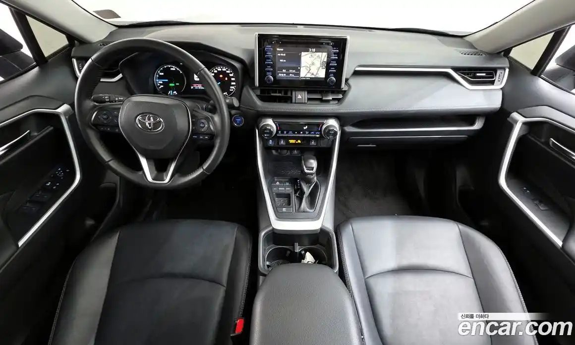 Toyota RAV4 2022 2.5 гидро в Москве № 170279, фото 7