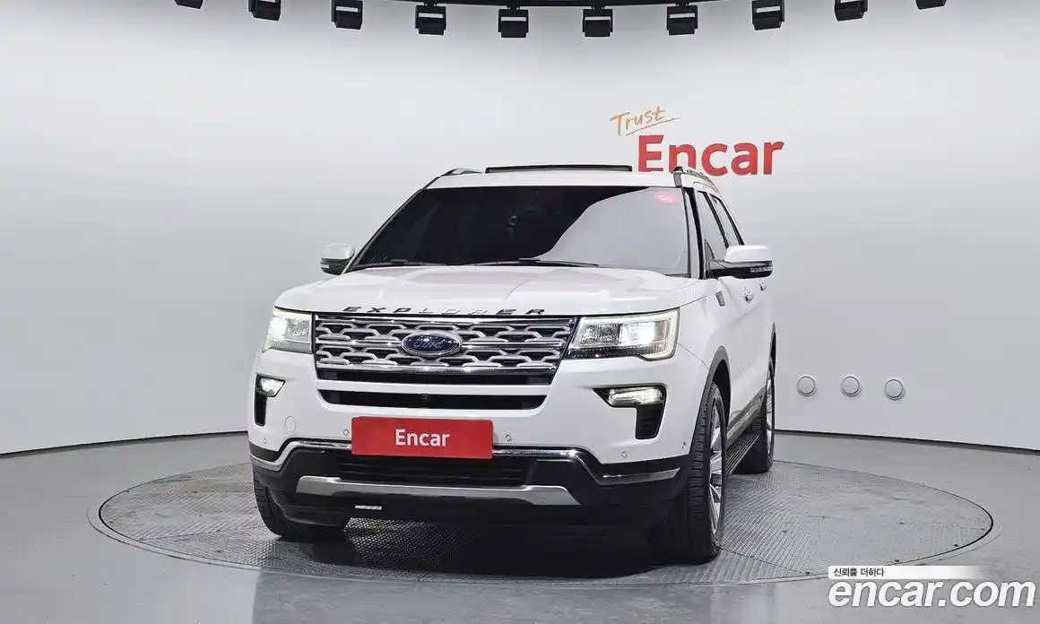 Ford Explorer 2018 2.3 гидро в Москве № 170967, фото 3