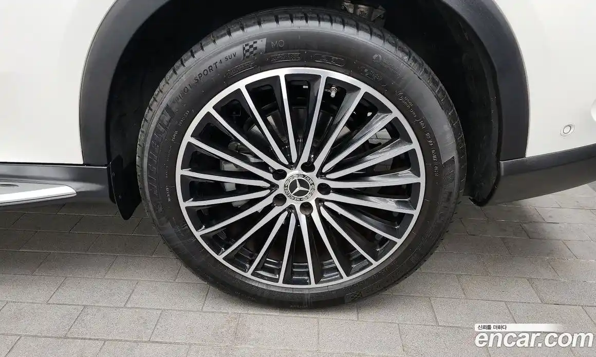 Mercedes-Benz GLC-Class 2024 2.0 гидро в Москве № 174934, фото 5
