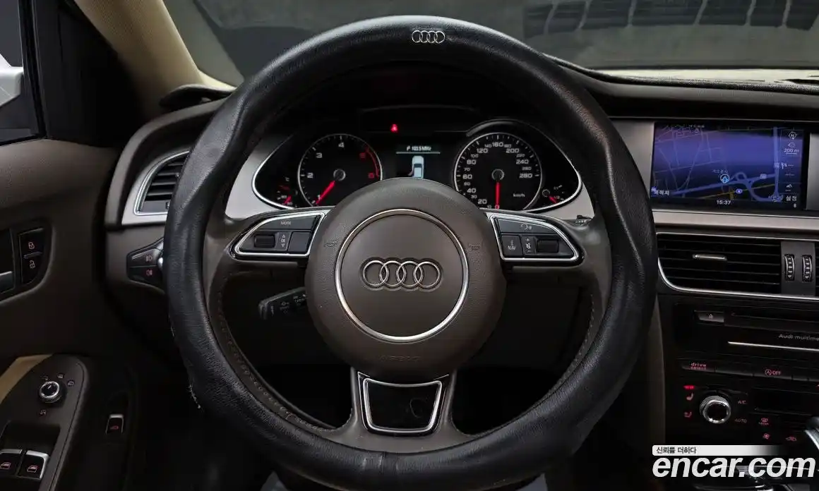 Audi A4 2015 2.0 гидро в Москве № 181255, фото 13