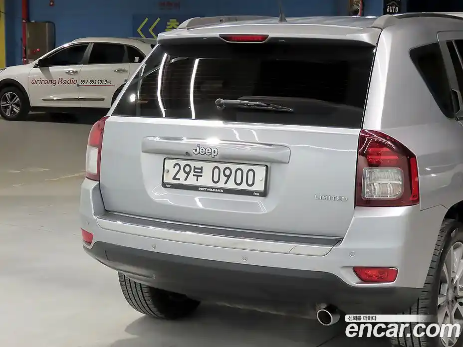 Jeep Compass 2015 2.4 гидро в Москве № 186859, фото 17