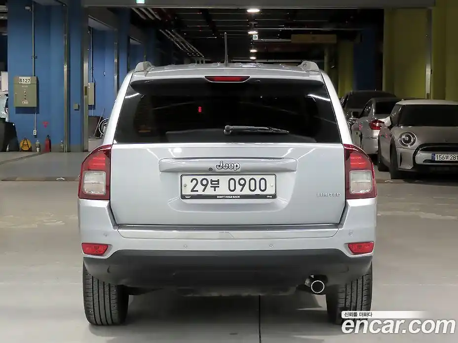 Jeep Compass 2015 2.4 гидро в Москве № 186859, фото 3