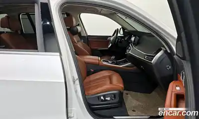 BMW X7 2022 3.0 гидро в Москве № 192979, миниатюра 11