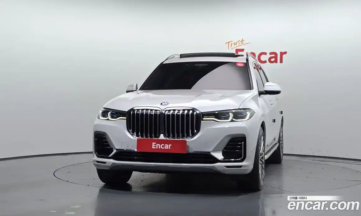 BMW X7 2022 3.0 гидро в Москве № 192979, фото 3