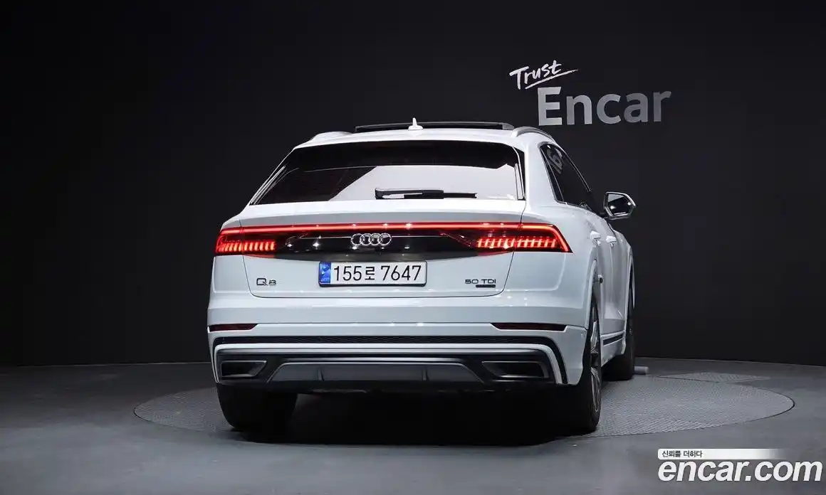 Audi Q8 2020 3.0 гидро в Москве № 196348, фото 4