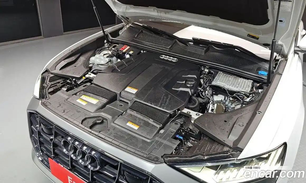 Audi Q8 2020 3.0 гидро в Москве № 196348, фото 6