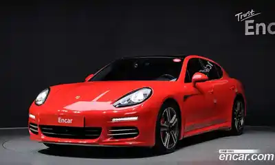 Porsche Panamera, 2016