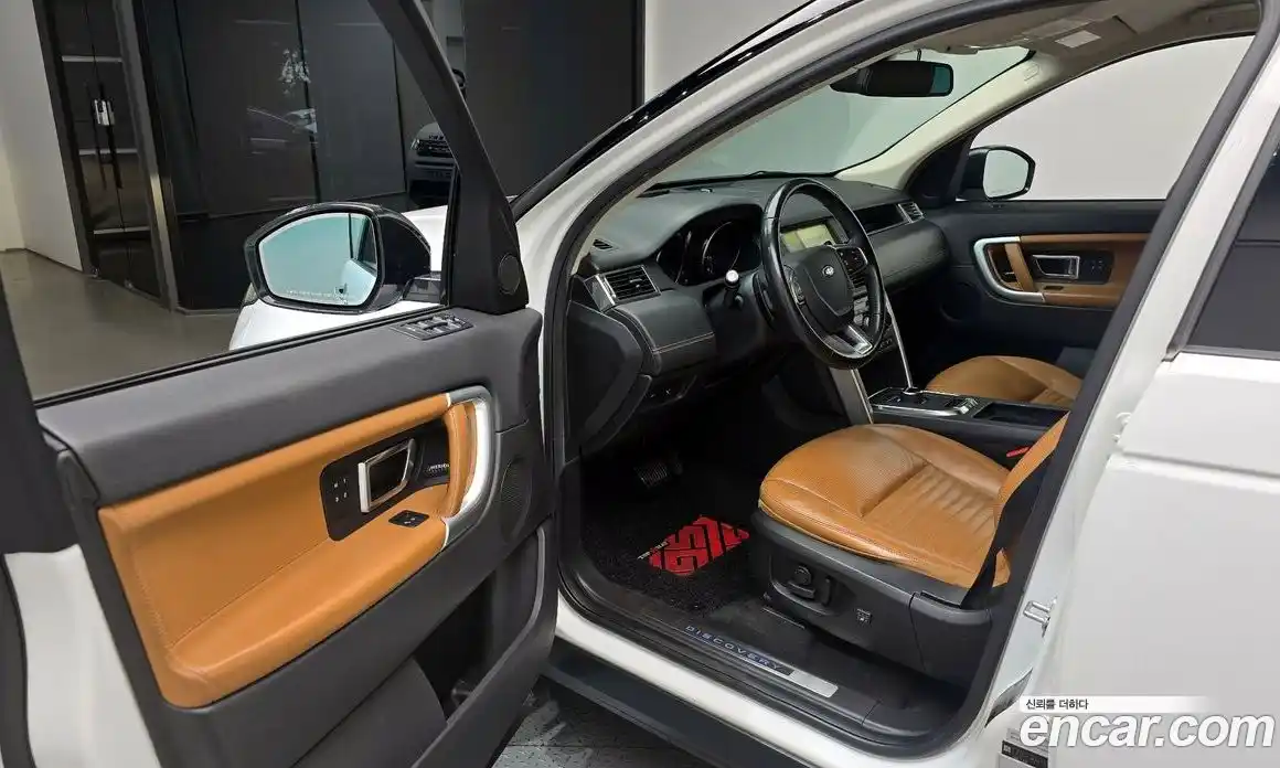 Land Rover Discovery Sport 2018 2.0 гидро в Москве № 198251, фото 11