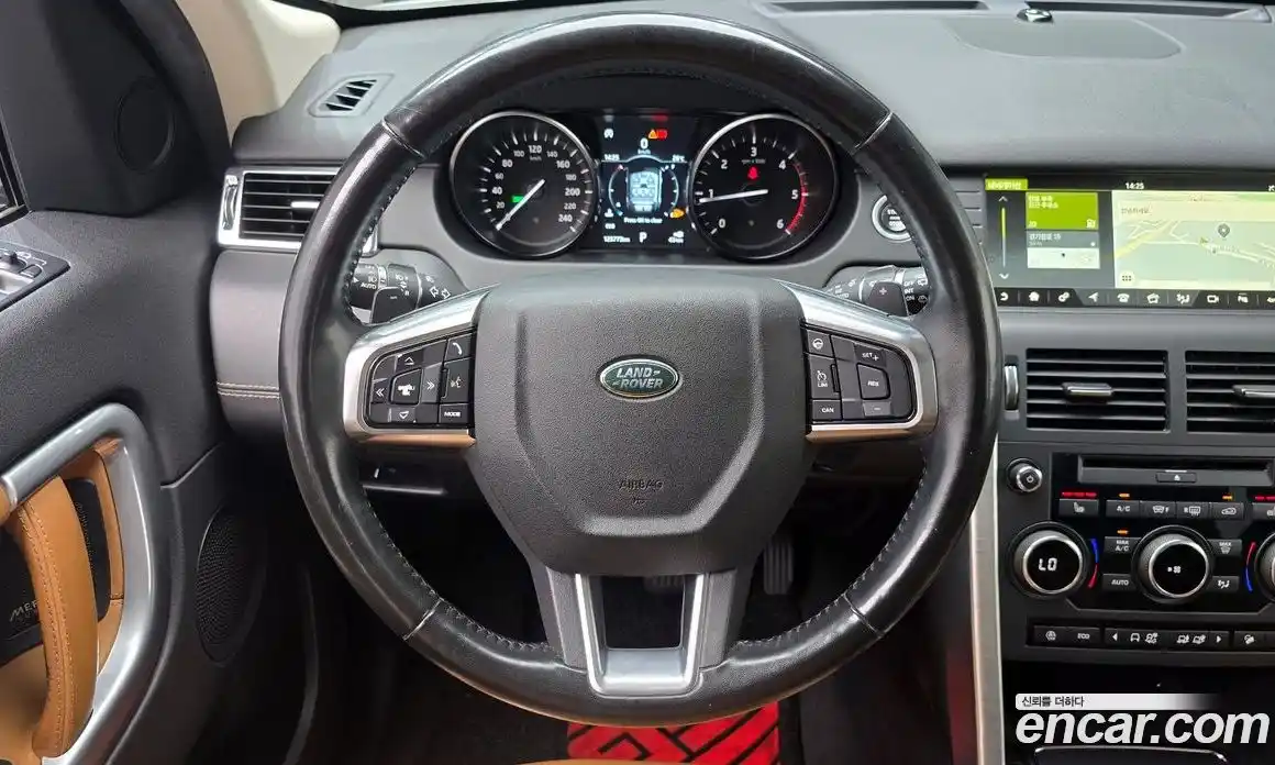 Land Rover Discovery Sport 2018 2.0 гидро в Москве № 198251, фото 14