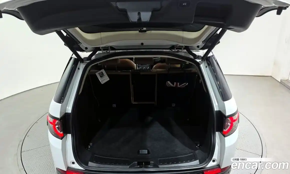 Land Rover Discovery Sport 2018 2.0 гидро в Москве № 198251, фото 20