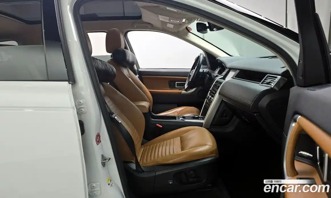 Land Rover Discovery Sport 2018 2.0 гидро в Москве № 198251, фото 10