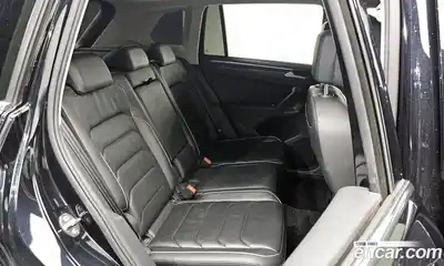 Volkswagen Tiguan 2021 2.0 гидро в Москве № 199129, миниатюра 12