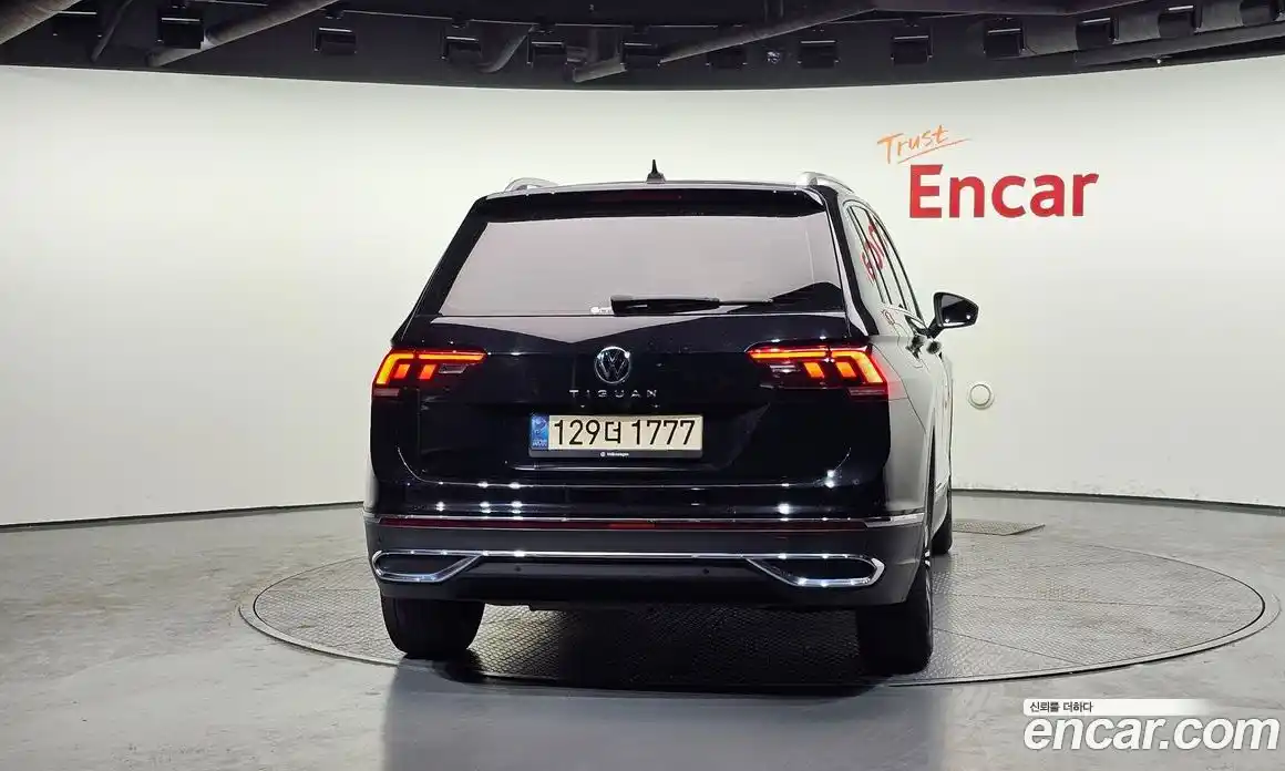 Volkswagen Tiguan 2021 2.0 гидро в Москве № 199129, фото 4