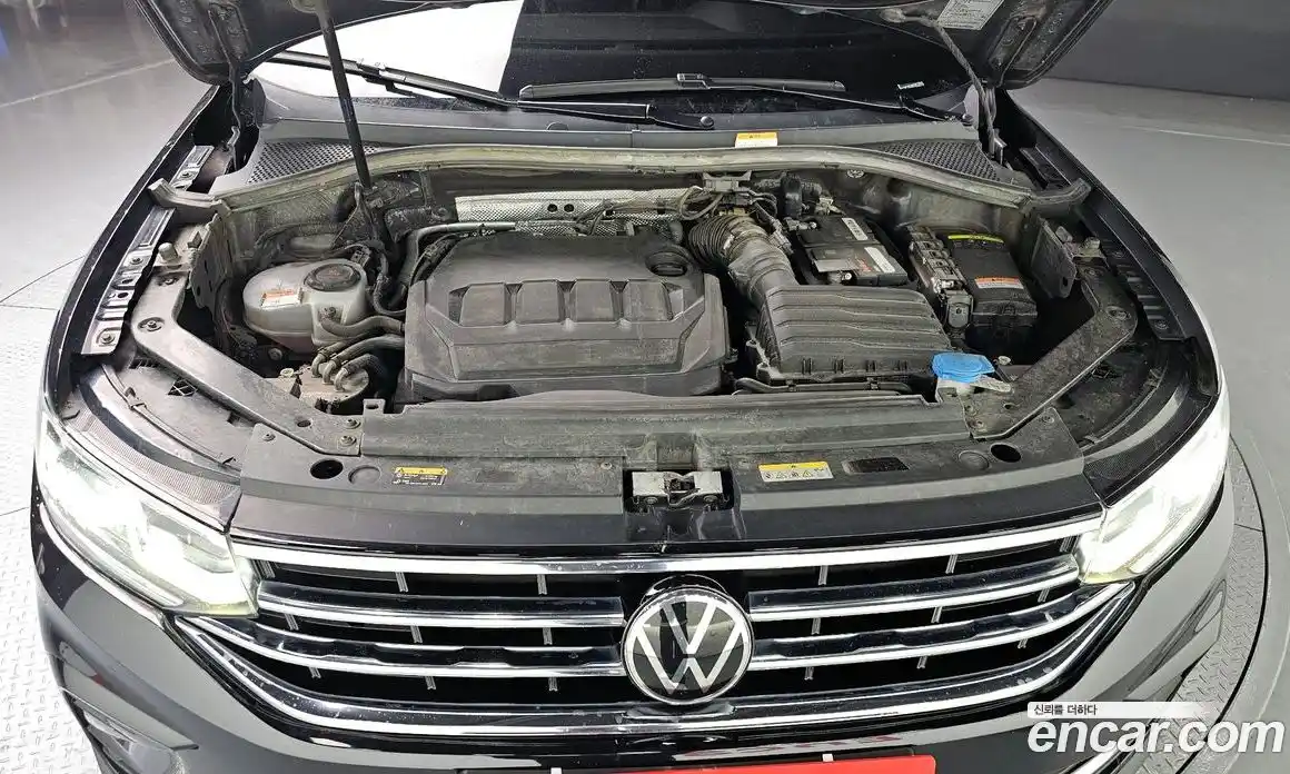 Volkswagen Tiguan 2021 2.0 гидро в Москве № 199129, фото 6