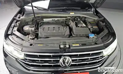 Volkswagen Tiguan 2021 2.0 гидро в Москве № 199129, миниатюра 6