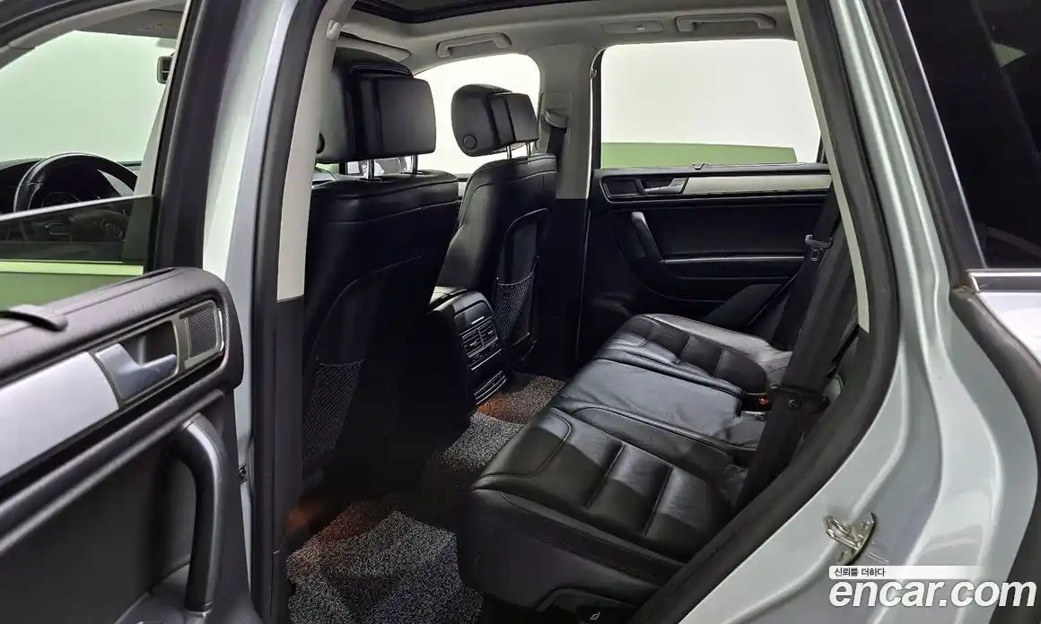 Volkswagen Touareg 2014 3.0 гидро в Москве № 199253, фото 11