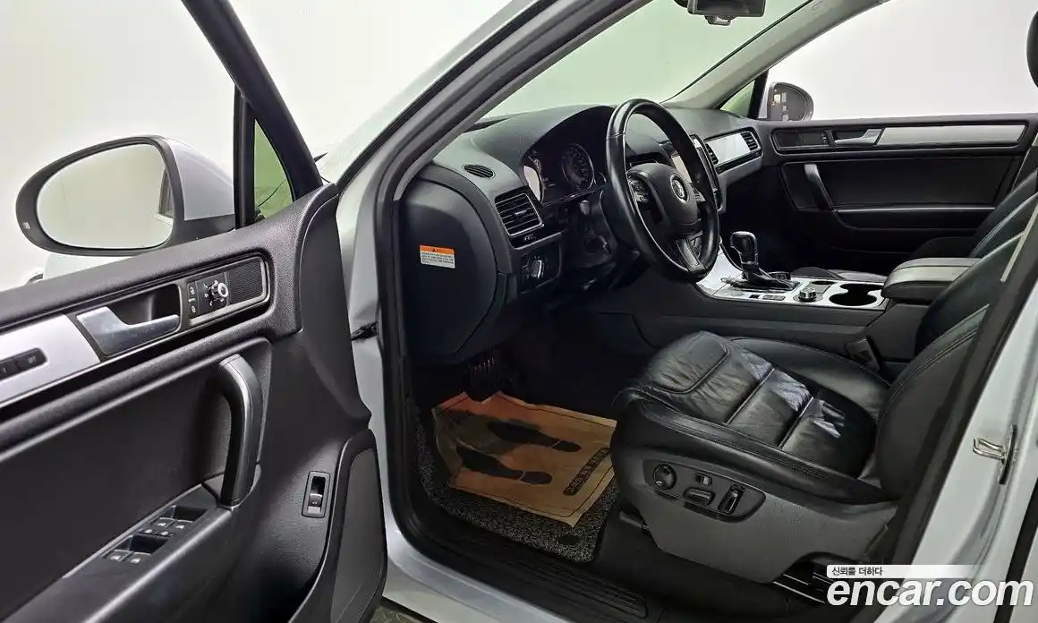 Volkswagen Touareg 2014 3.0 гидро в Москве № 199253, фото 10