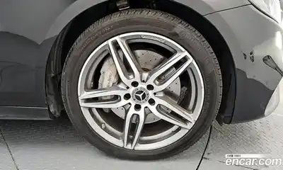 Mercedes-Benz E-Class 2020 2.0 гидро, миниатюра 5