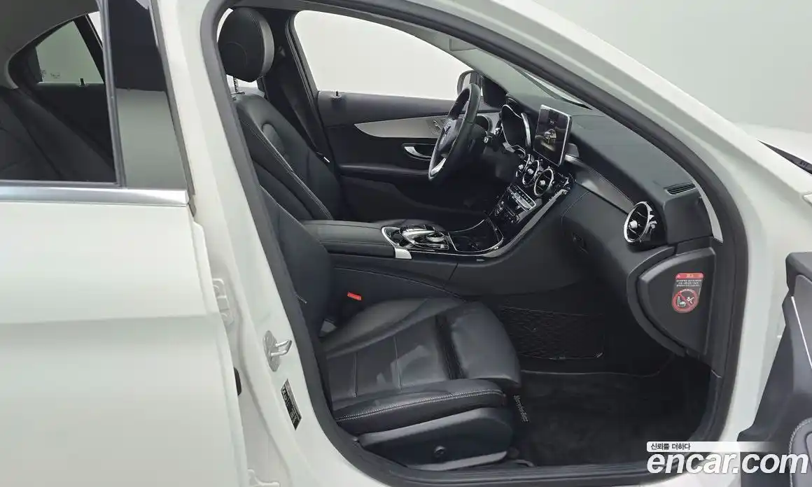 Mercedes-Benz C-Class 2018 2.0 гидро в Москве № 206784, фото 11