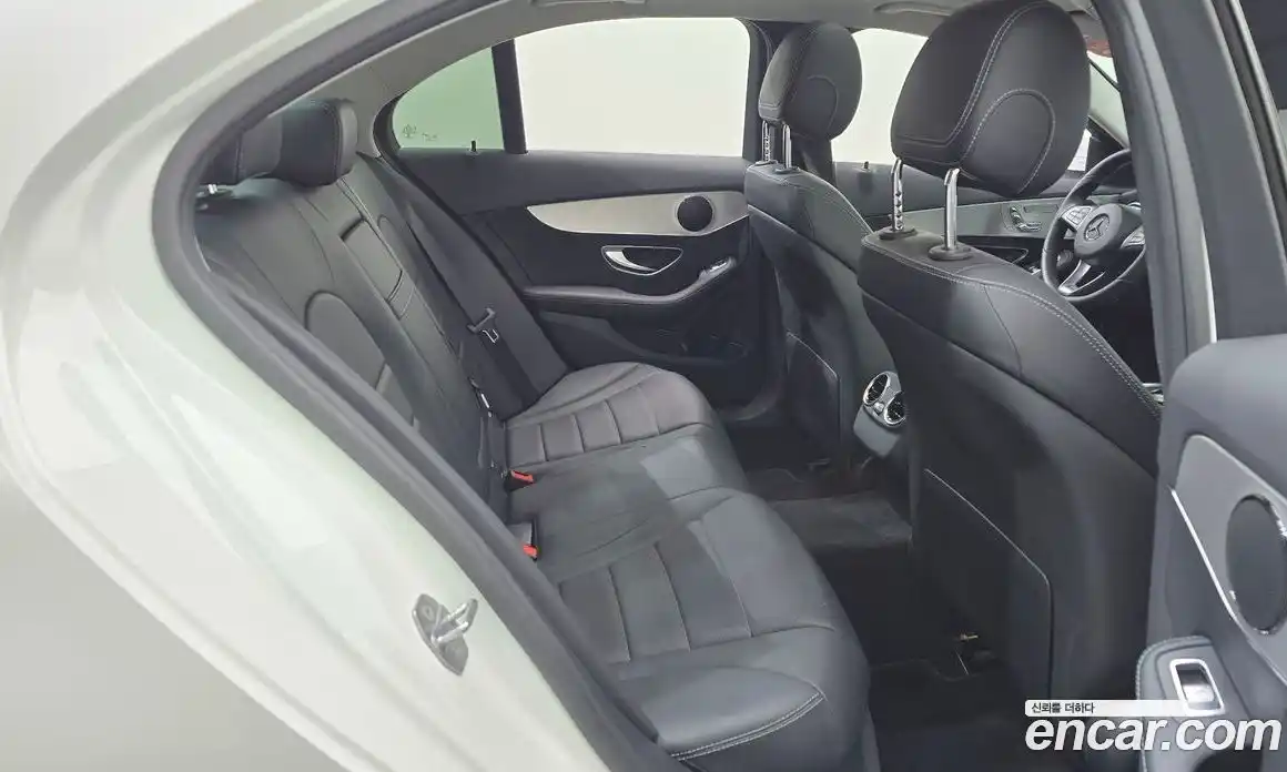Mercedes-Benz C-Class 2018 2.0 гидро в Москве № 206784, фото 12