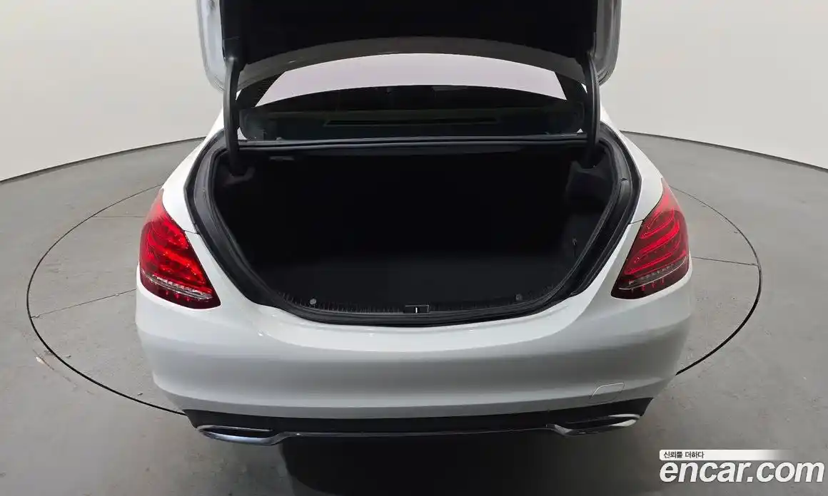 Mercedes-Benz C-Class 2018 2.0 гидро в Москве № 206784, фото 20